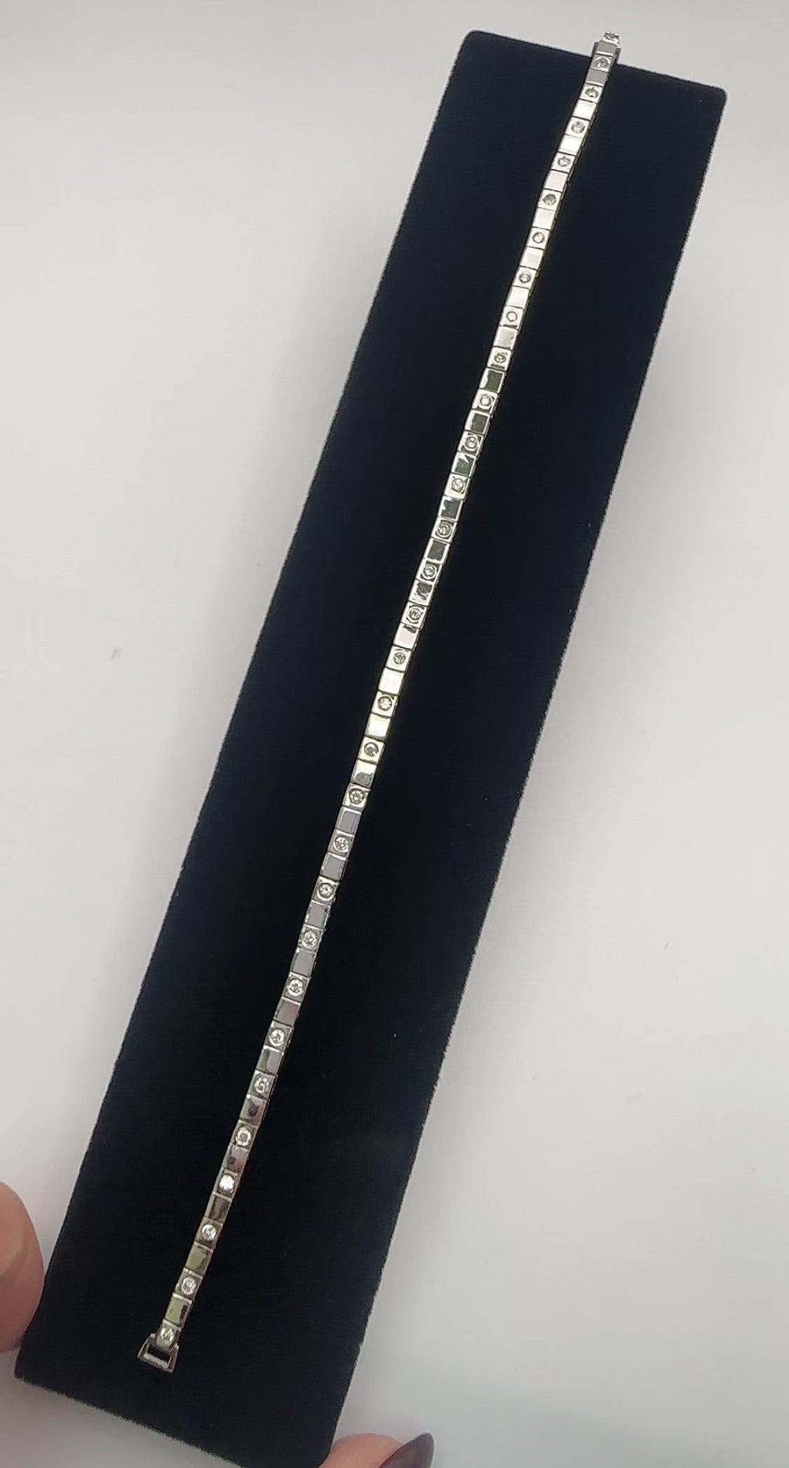 Tennis Bracelet - 14k White Gold with Natural Diamonds