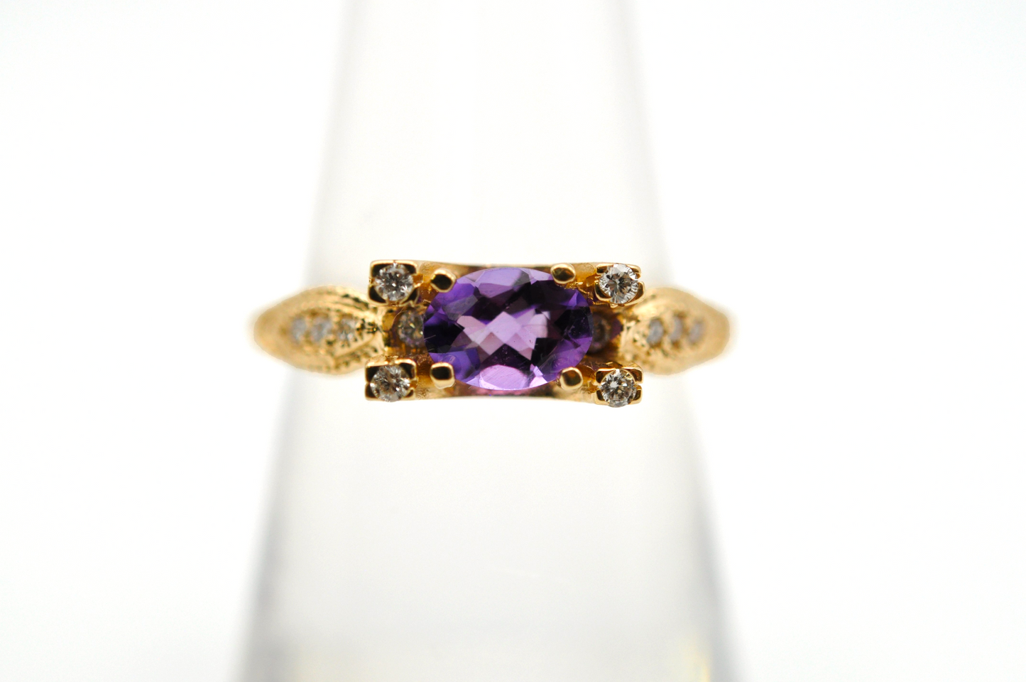 Yellow Gold Vintage Oval Amethyst Ring with Diamond Accents