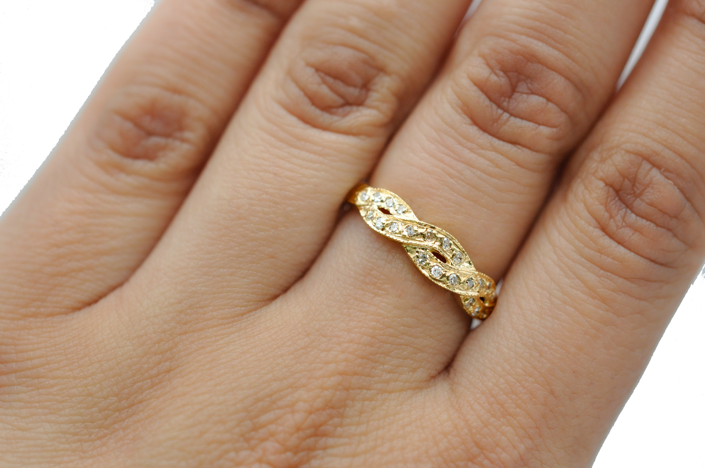 Yellow Gold Twist Ring with Diamonds