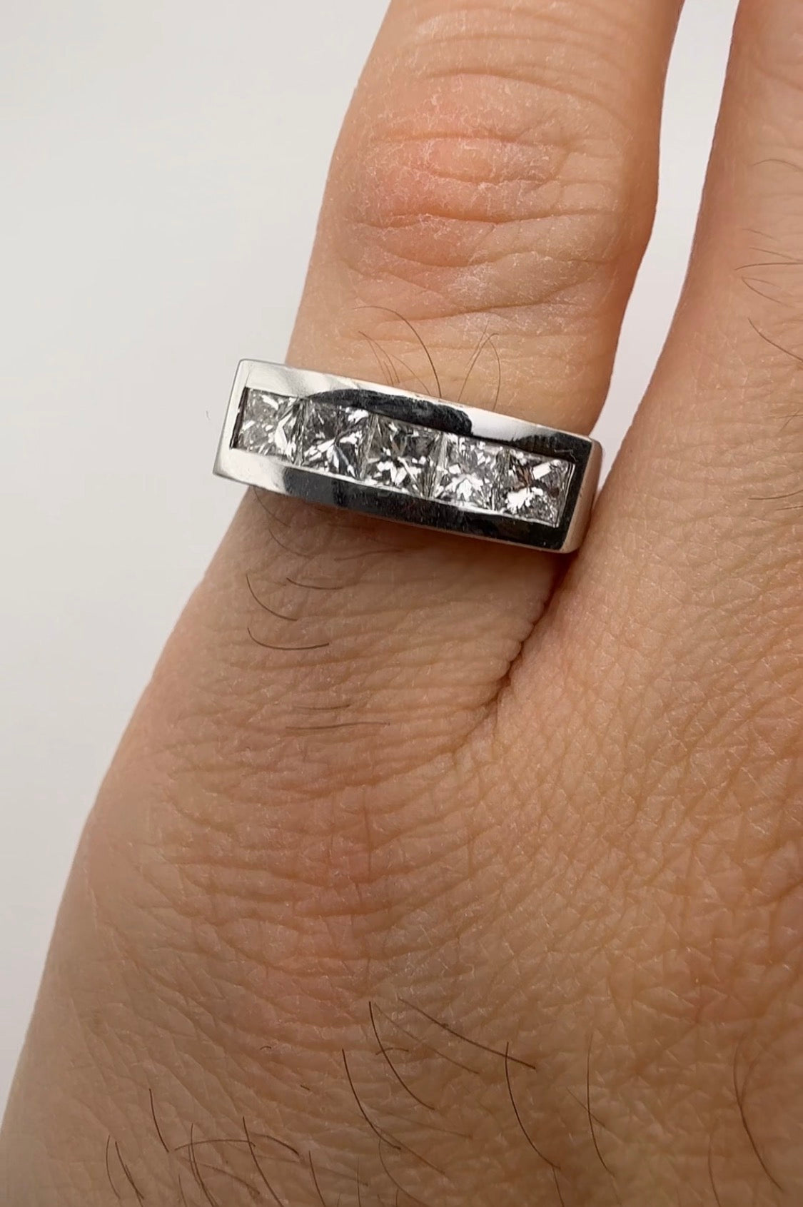 Men’s Pinky Diamond Ring