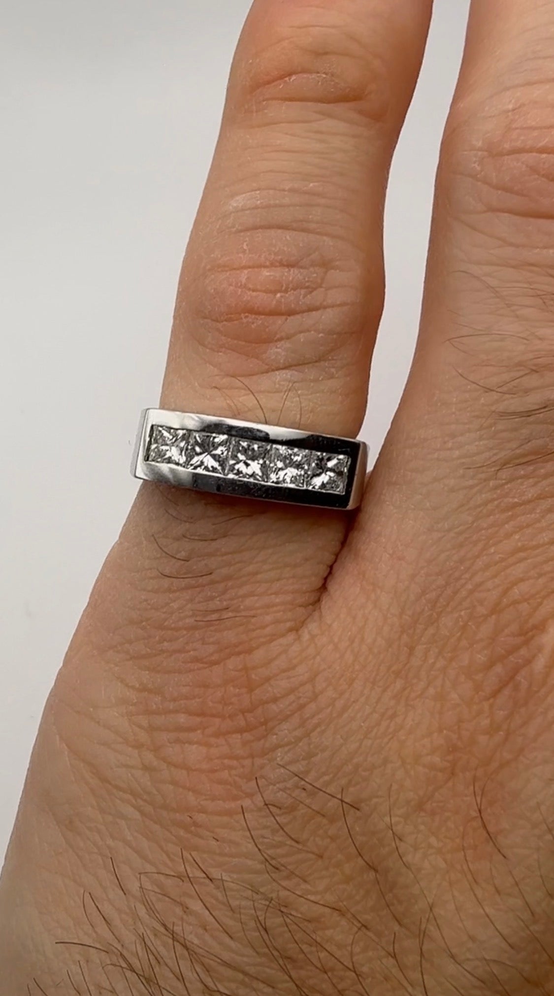 Men’s Pinky Diamond Ring