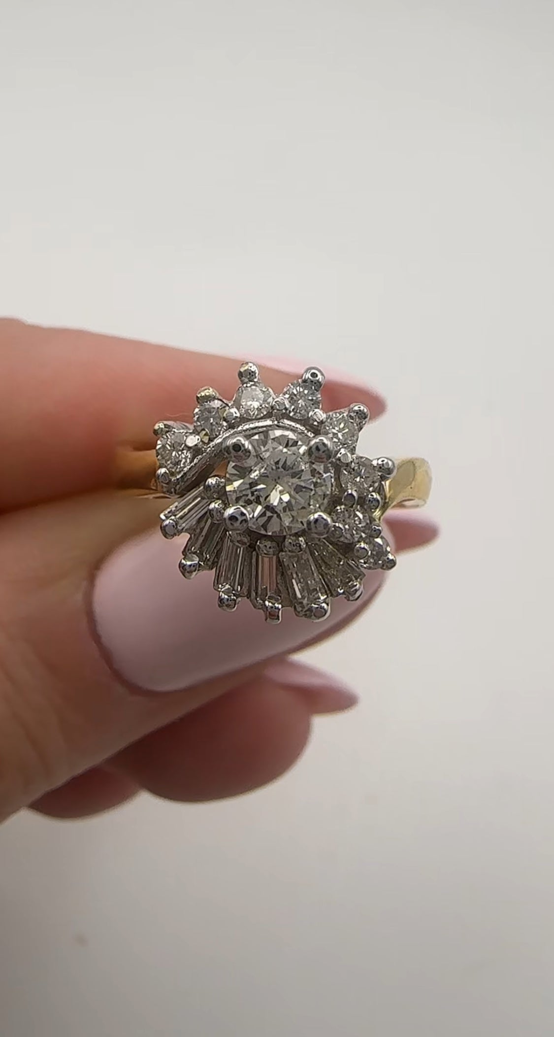 Vintage Diamond Ring 14k Yellow Gold