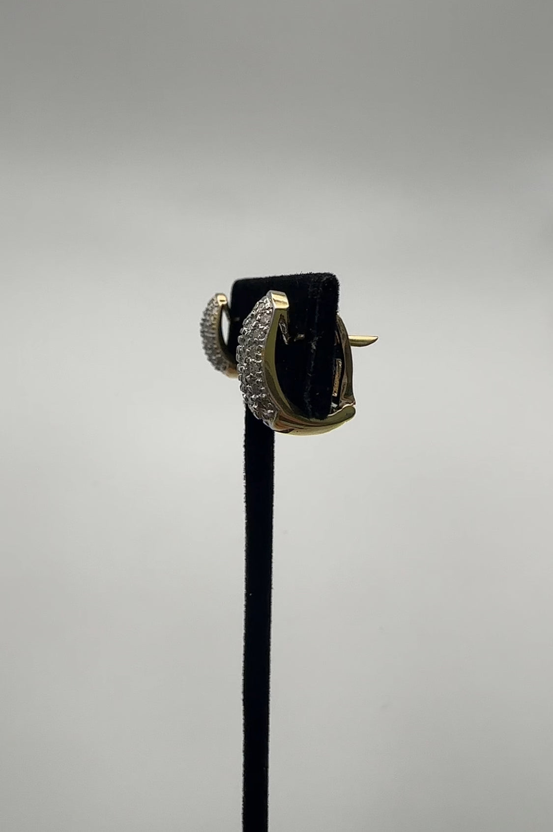 Gold Cluster Diamond Earrings