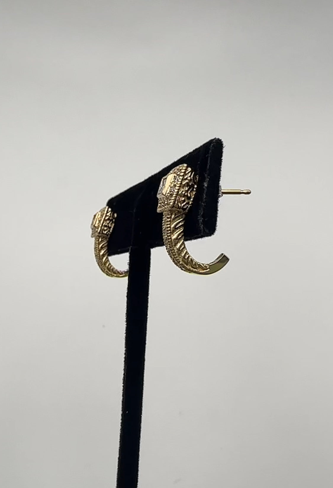 Unique drop down Gold and Diamond Earring