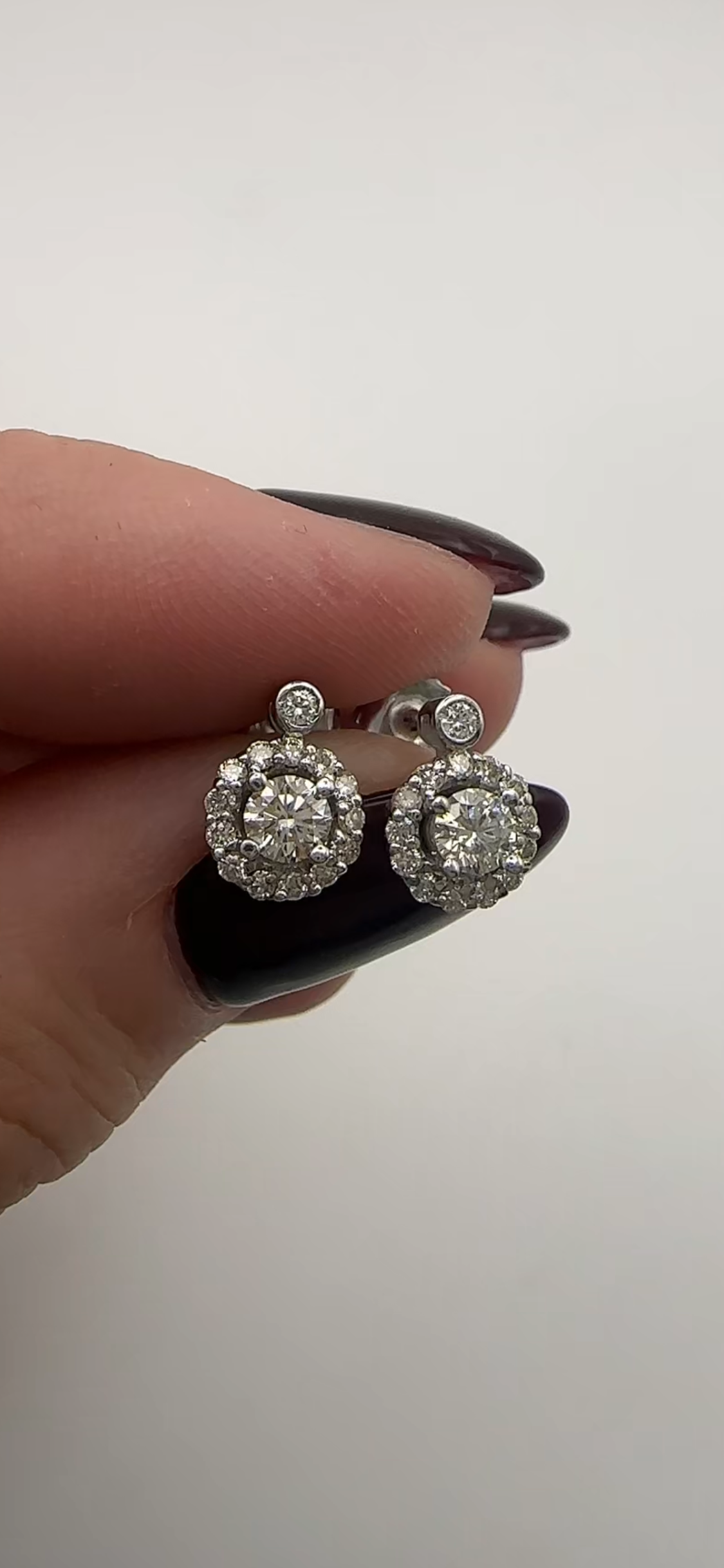 14k White Gold Halo Diamond Stud Earrings