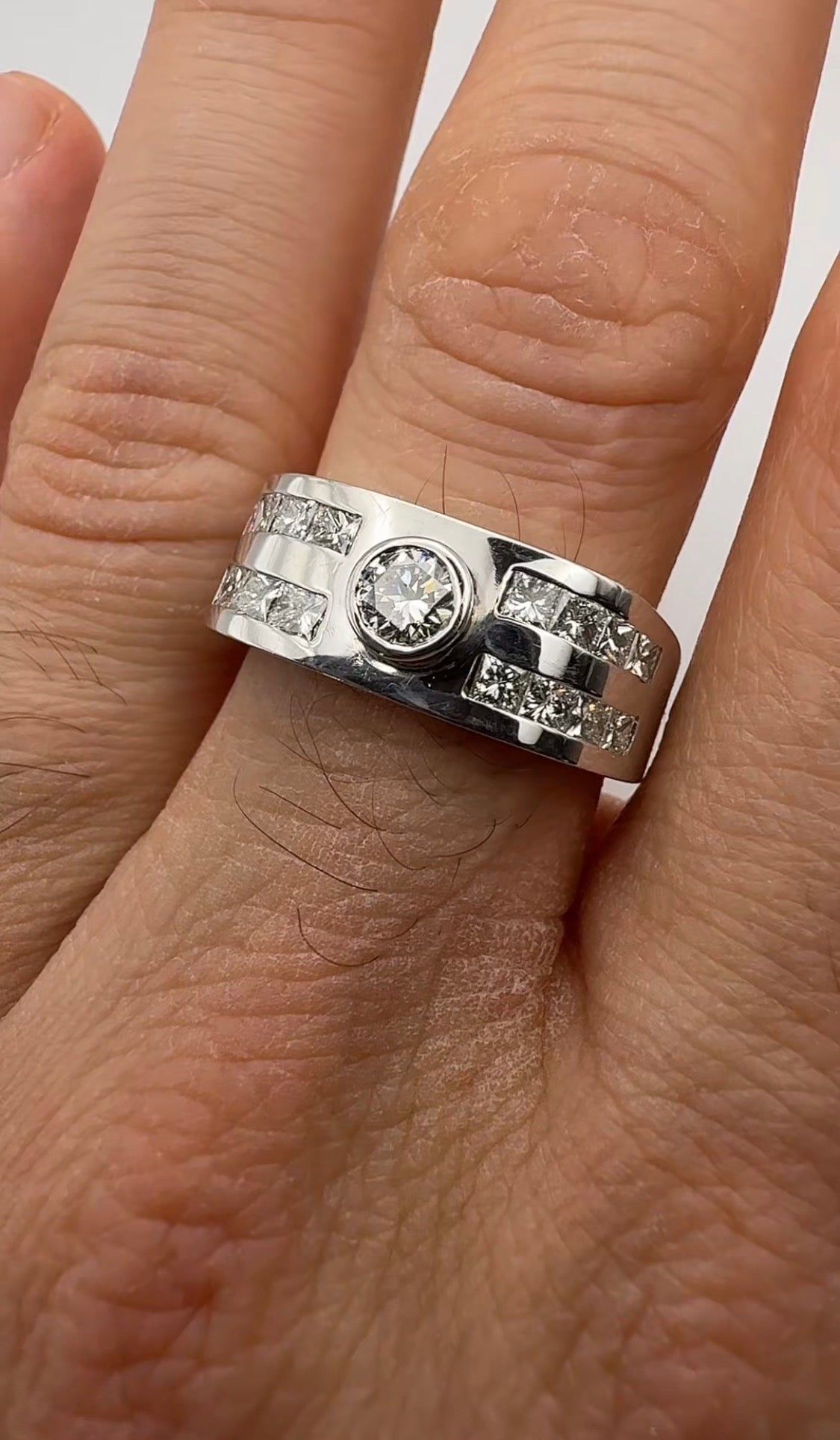 Men’s Diamond Fancy Wedding Band