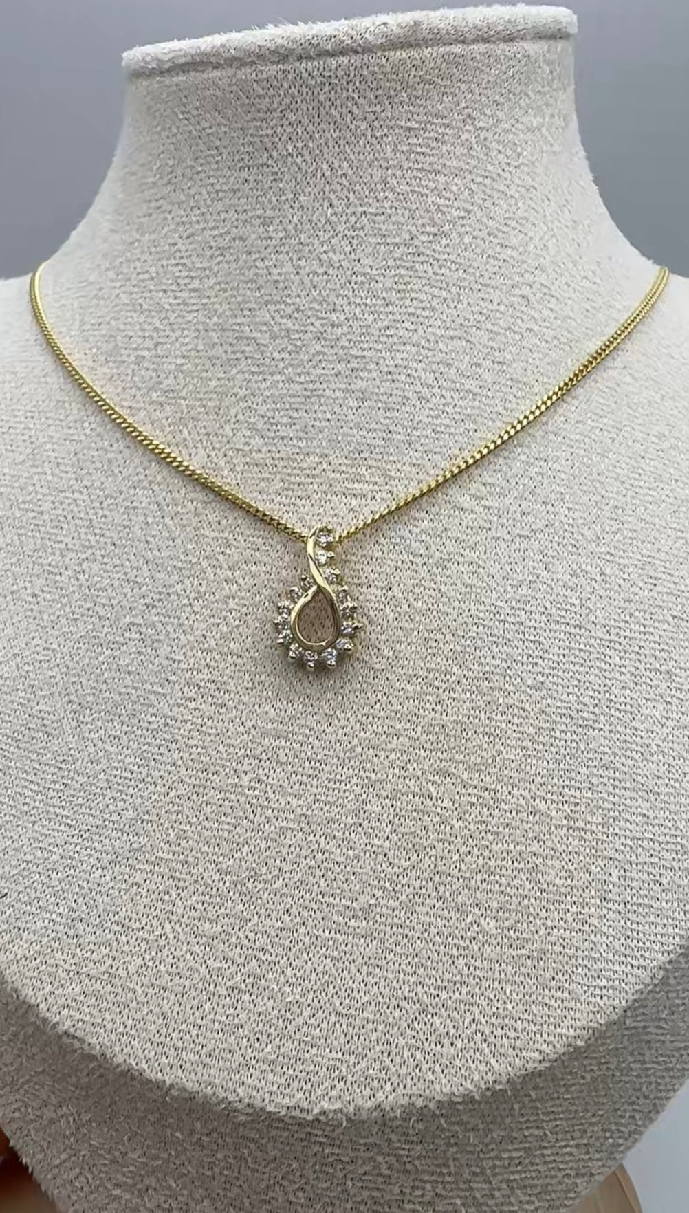Unique Pendant 14k Yellow Gold with Natural Diamonds