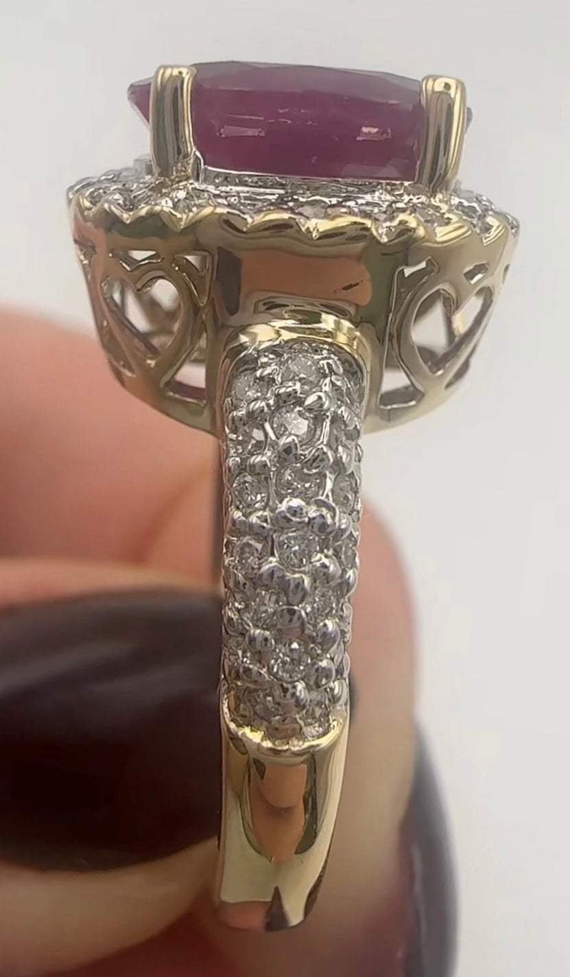 Gorgeous Statement Ruby Ring 14k Yellow Gold