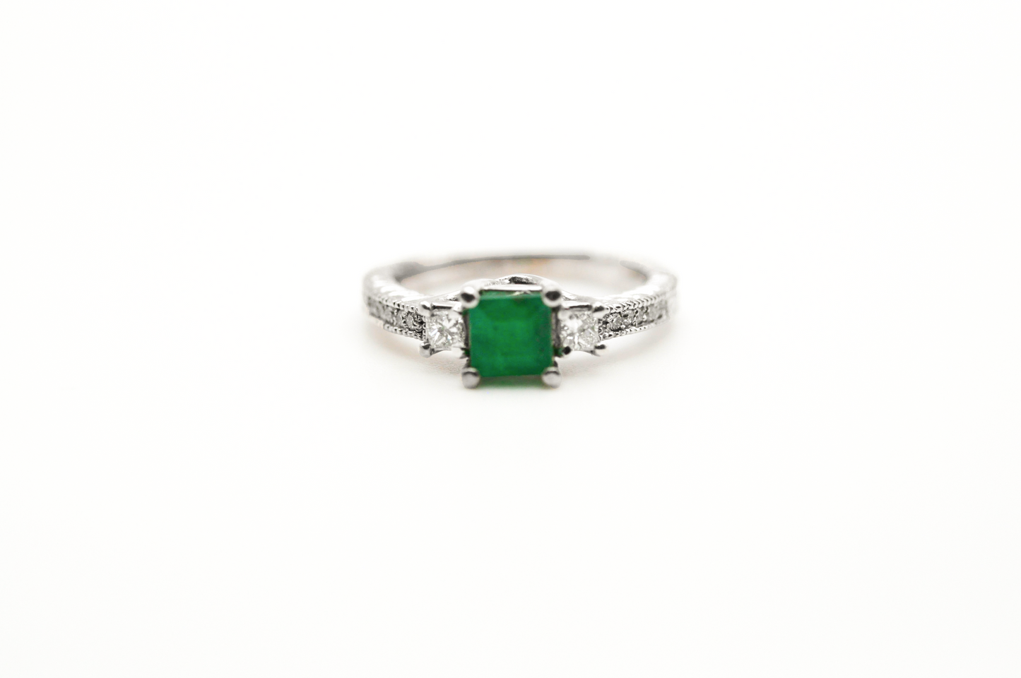White Gold Emerald Ring with 2 Diamonds Side Stones