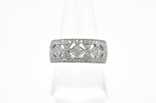 Vintage White Gold Diamond Filament Ring