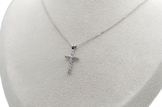 White Gold Small Diamond Cross Pendant/Necklace