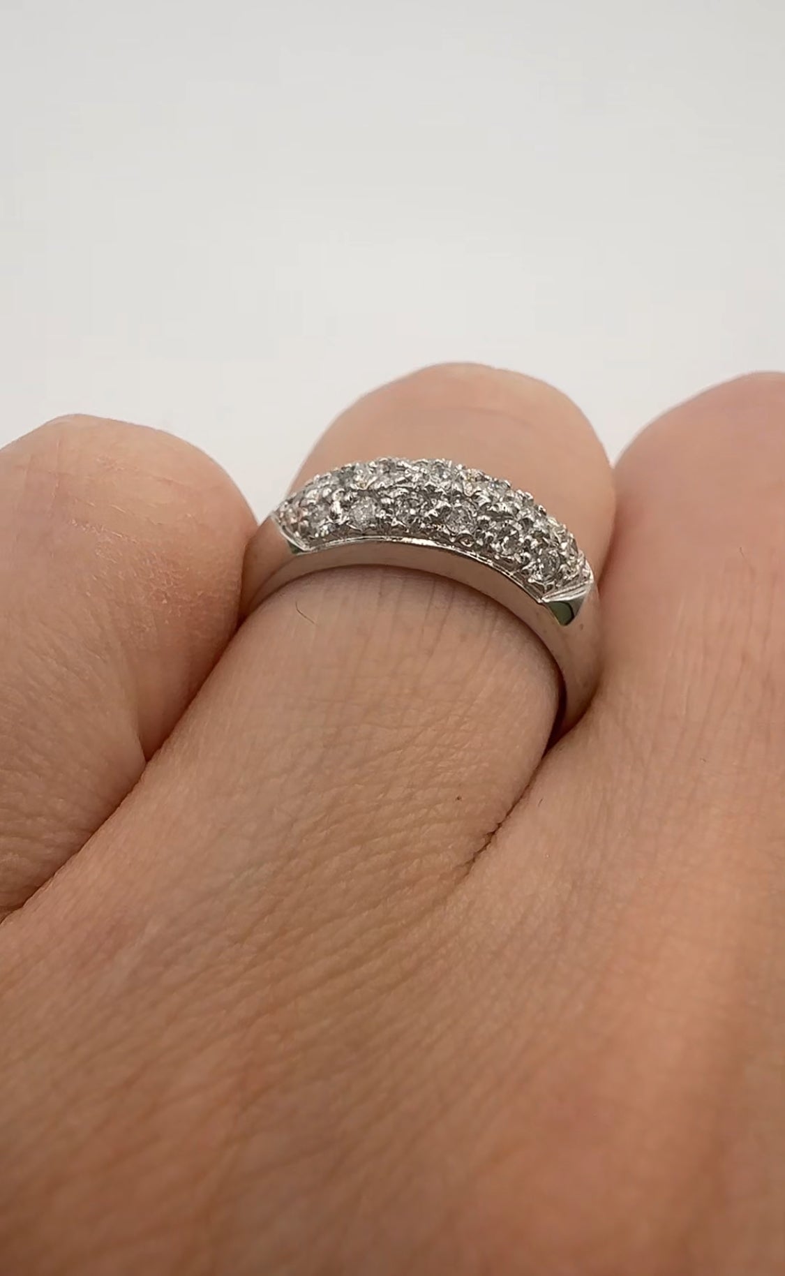 14k Diamond Band