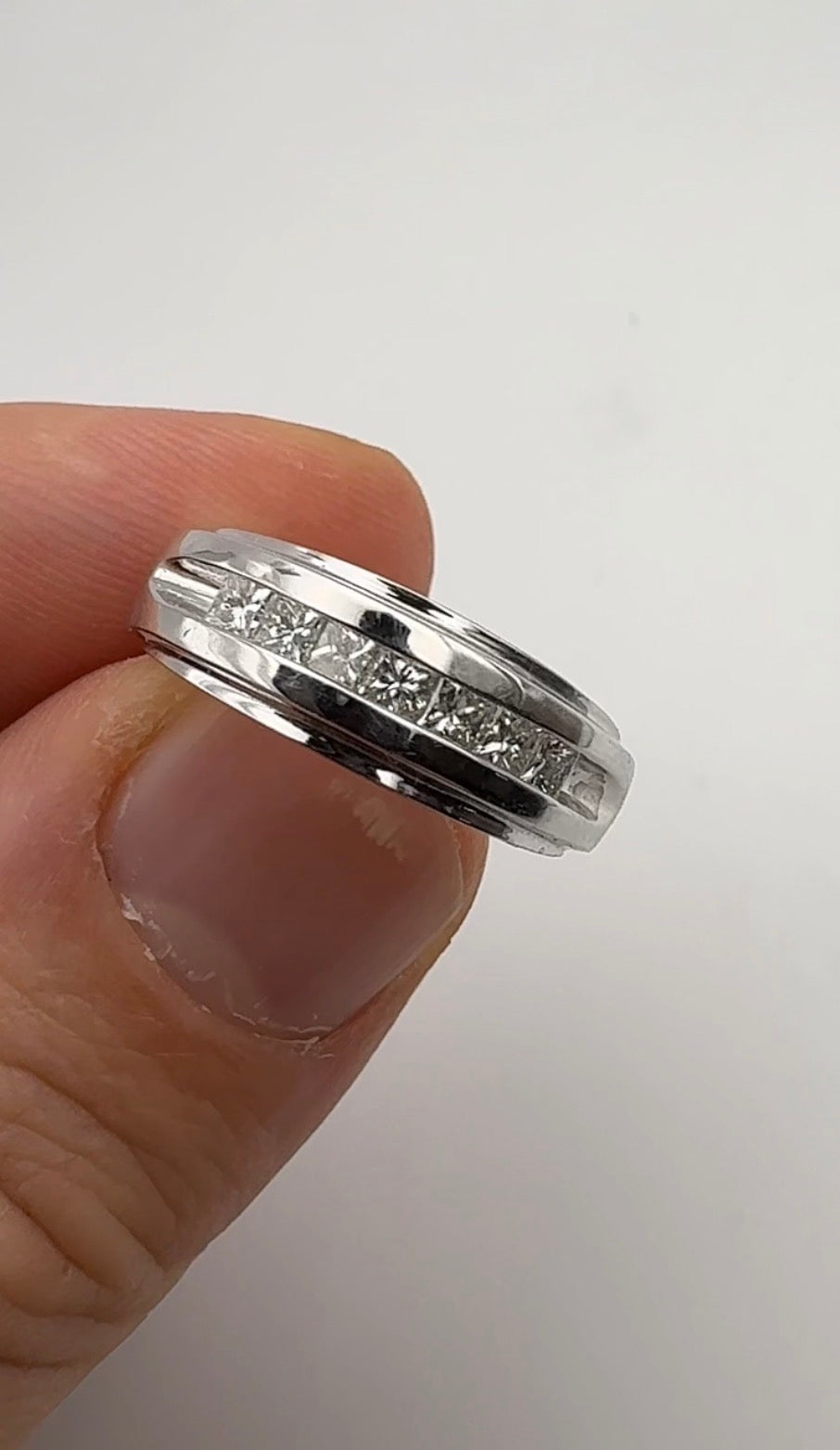 Men’s Engagement Ring with Natural Diamonds