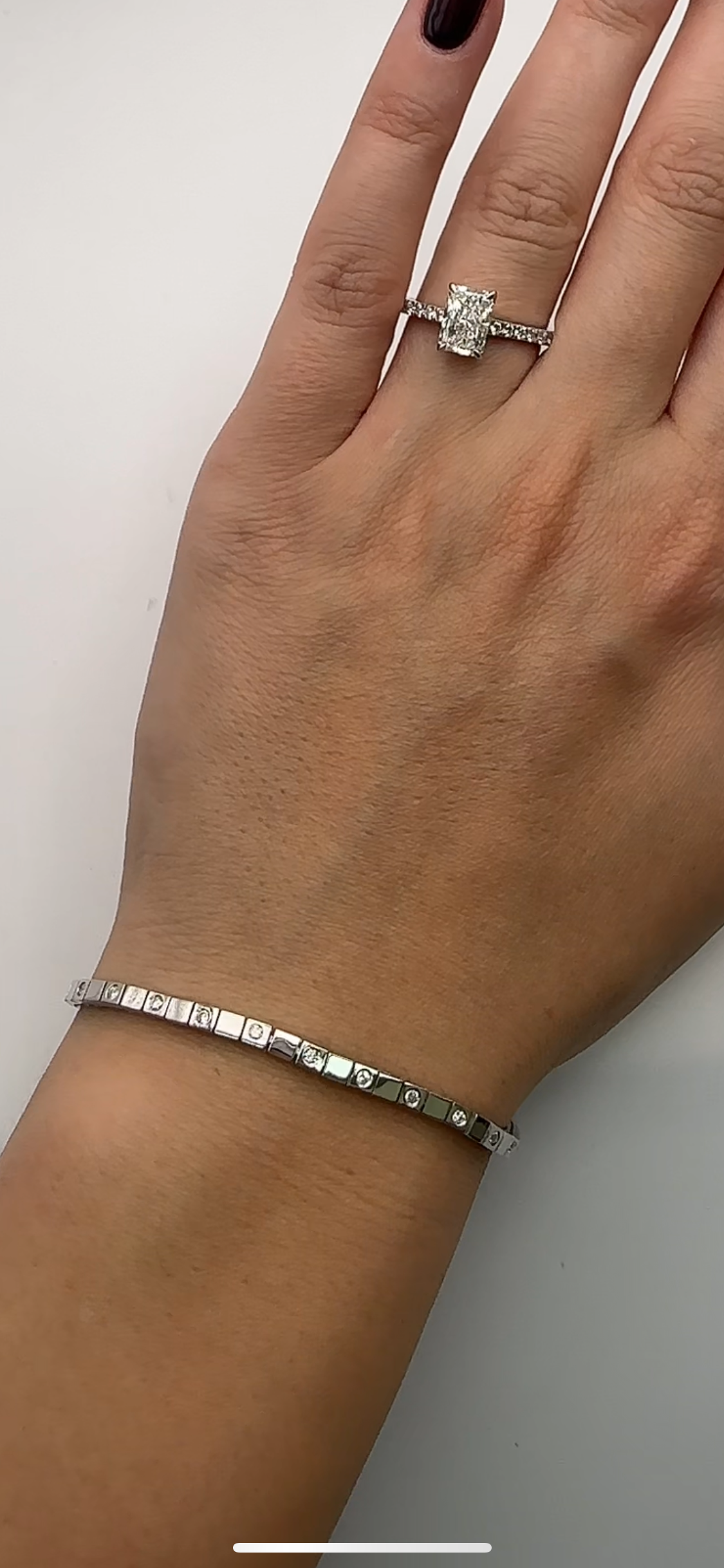 Tennis Bracelet - 14k White Gold with Natural Diamonds